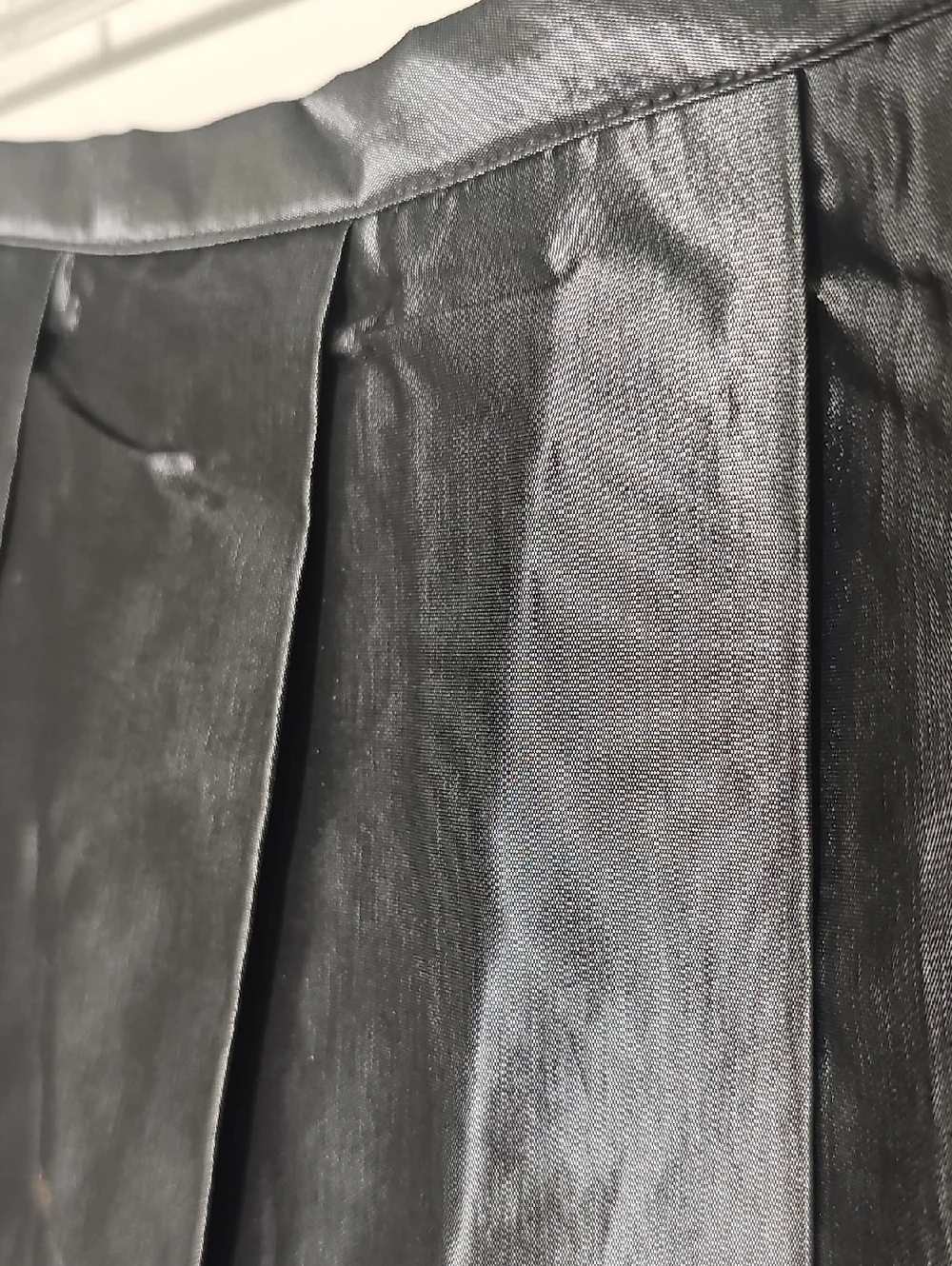 Versailles New York Pleated Maxi Skirt Womens Size 12 Grey Vintage Metallic Y2K‎